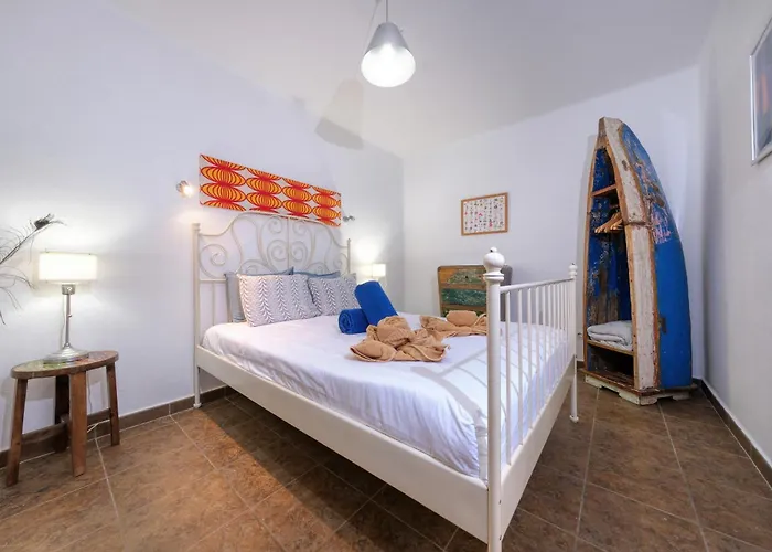 Casa Hibiscus - Shared Pool And Bbq - Close To Seafront Promenade By Lanzarote Dom wakacyjny