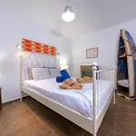 Casa Hibiscus - Shared Pool And Bbq - Close To Seafront Promenade By Lanzarote Tatil Evi